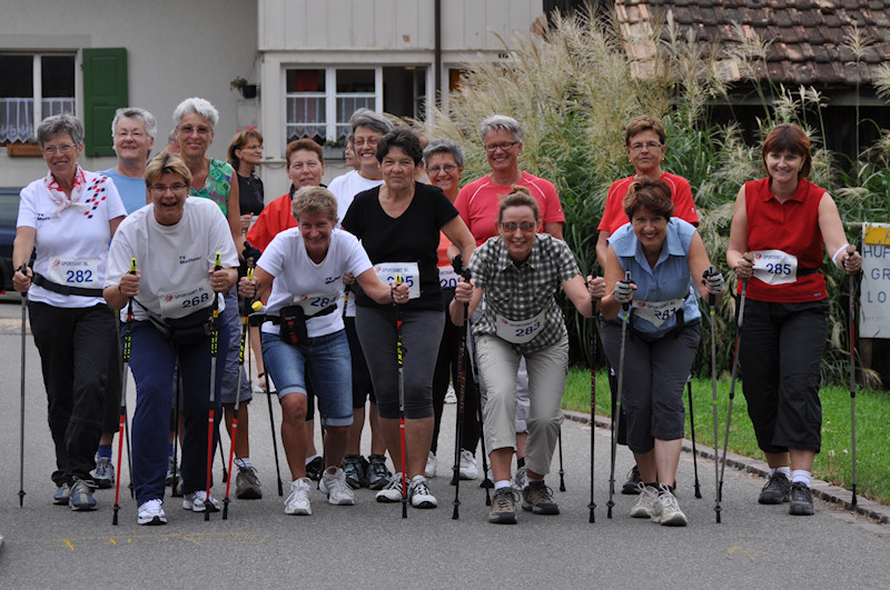 Start am Nordic Walking Event in Hlstein