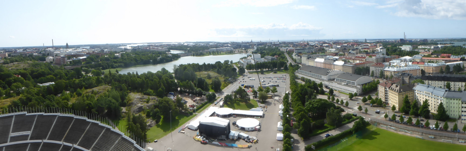 Blick vom Olympiaturm (am Sonntagmorgen nach der Gymnaestrada)
