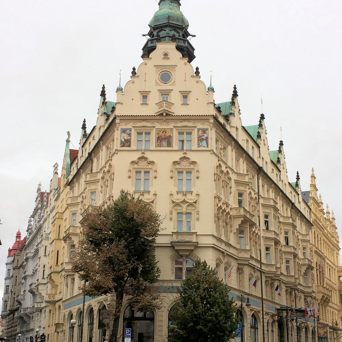 Gemeinde oder Repräsentationshaus