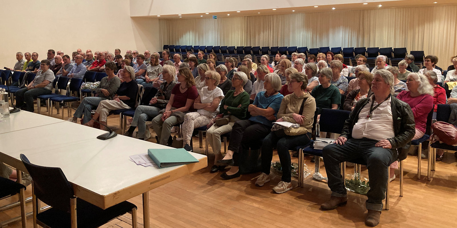 31. Mai: Gründungs-Versammlung TN