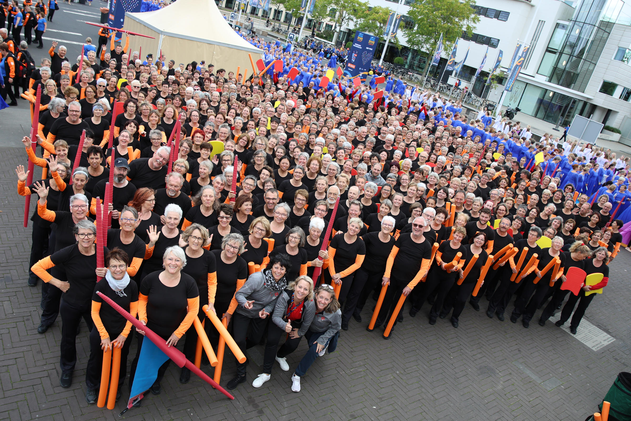 Gruppenfoto der 470 Teilnehmenden (Foto Thomas Ditzler)