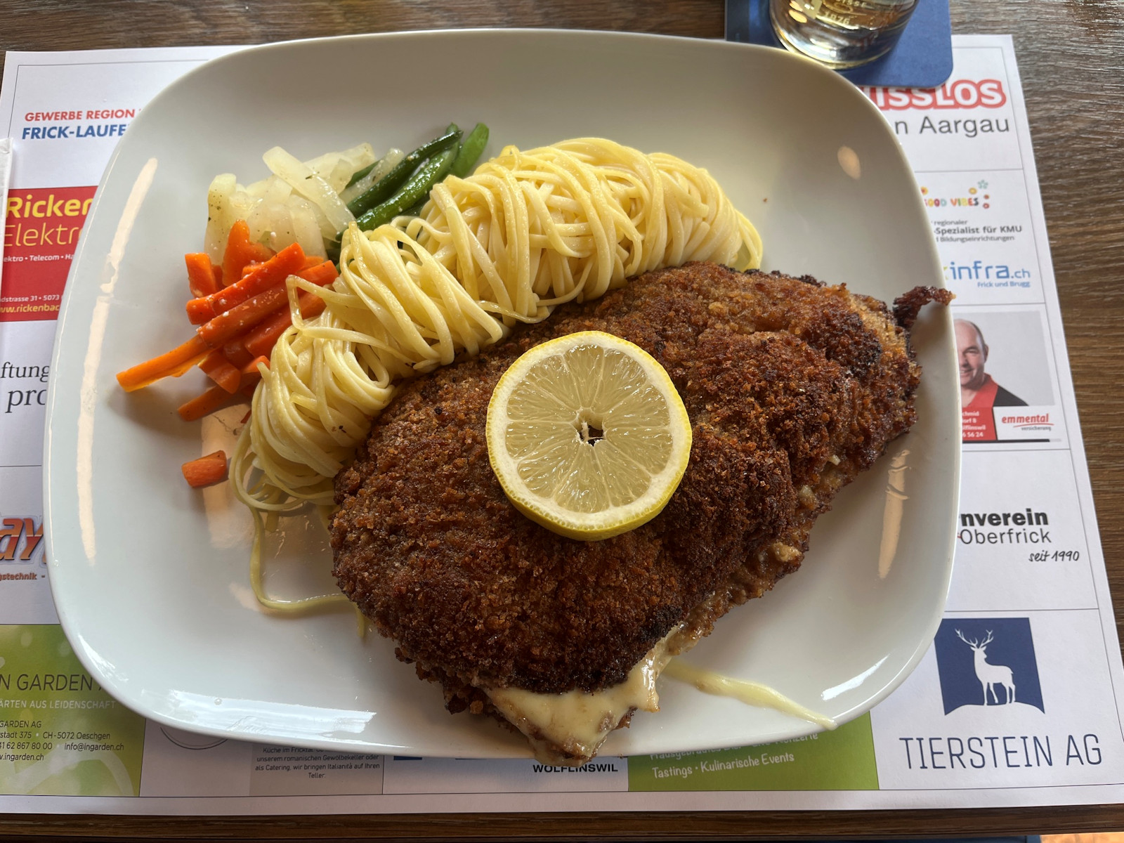 Das Cordon Bleu im Rütihof (hier die normale Portion für Bauarbeiter)