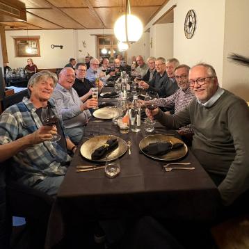 Nachtessen im Schlüssel bei guter Stimmung