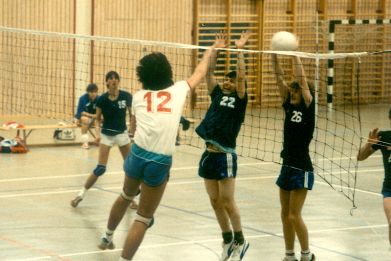 Herren 2 - Turnier um den Regionalmeister der 3. Liga 1983 in Binningen. Angriff von Rolf Bordt.